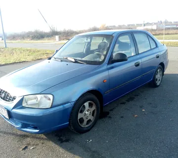 Hyundai Accent 1.3 - cover