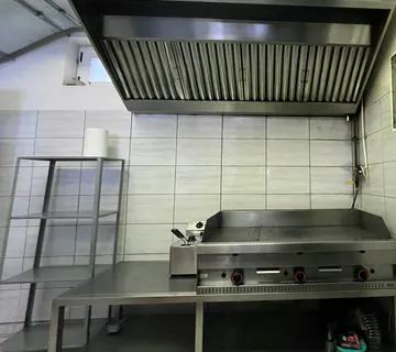 Na prodaju UHODAN FAST FOOD - top lokacija Osijek (ključ u ruke) - cover