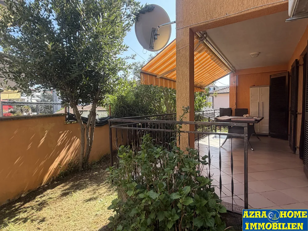 POREČ- ŠPADIĆI, ca. 400m od mora, stan u prizemlju 76m2, s vrtom 80m2 - cover