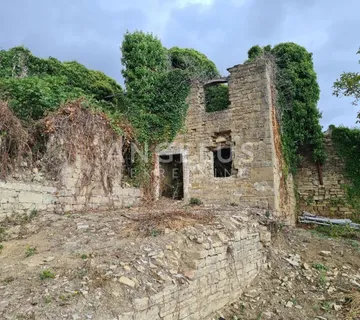 Istra, Motovun - imanje s objektima, 620m2 (prodaja) - cover