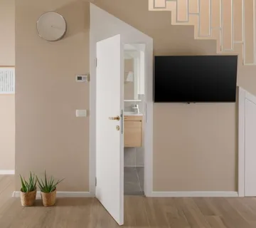 POREČ-KUĆE U NIZU NA PRODAJI 950 M2 OD MORA (prodaja) - cover