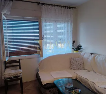 Trsat/Rijeka, Dvojna kuća s tri stana, 2 garaže (prodaja) - cover