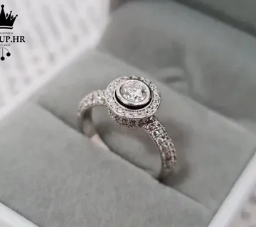 ZLATNI PRSTEN S DIJAMANTIMA 4.55G (18K) / R1, RATE !! - cover