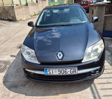Renault Laguna III 2.0 dci - cover