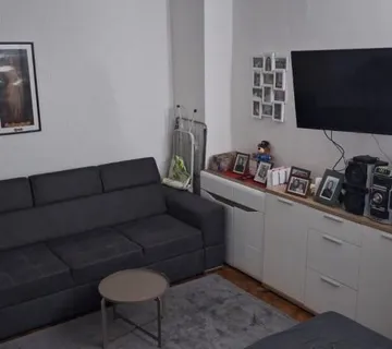 Stan: Osijek, Jug II, 32.56 m2, visoko prizemlje - cover