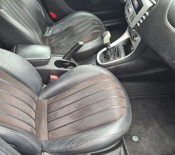 Lancia Delta Twin Turbo, 2009, reg 06/2026 - cover