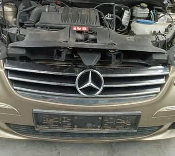 Mercedes A Klasa 2006 180cdi maska branika - cover