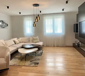 PETEROSOBAN STAN ZA NAJAM - KAJZERICA (iznajmljivanje) - cover