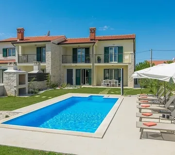 Dvojna kuća sa bazenom i pogledom na more, Poreč okolica - cover