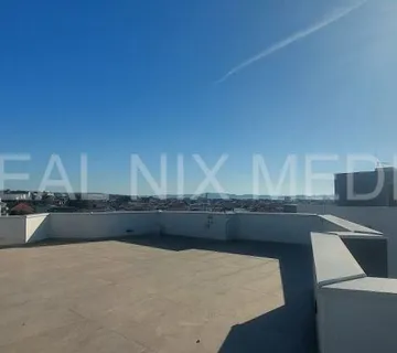 Plovanija-STAN SA KROVNOM TERASOM I POGLEDOM NA MORE!ODMAH USELJIV! - cover