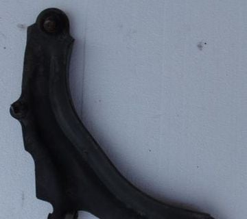VILICA DESNA RENAULT CLIO 3 - cover