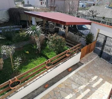 Kuća 150m2 Novi Vinodolski - cover