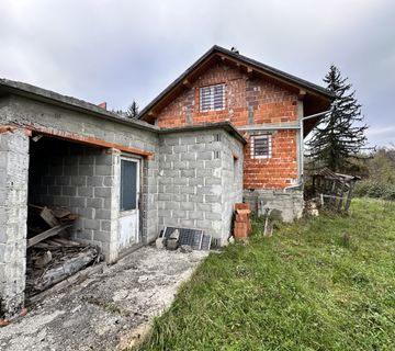  Kuća i zemljište s velikim potencijalom u srcu prirode, Gornji Poloj - cover