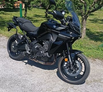 Yamaha TRACER 9 - cover