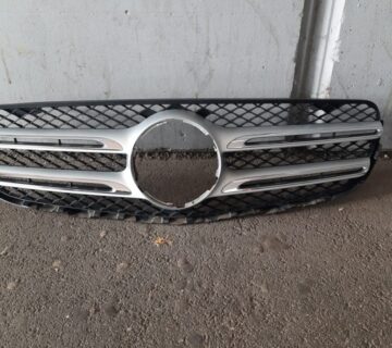 GLC Mercedes - Prednja MASKA, kao nova - cover