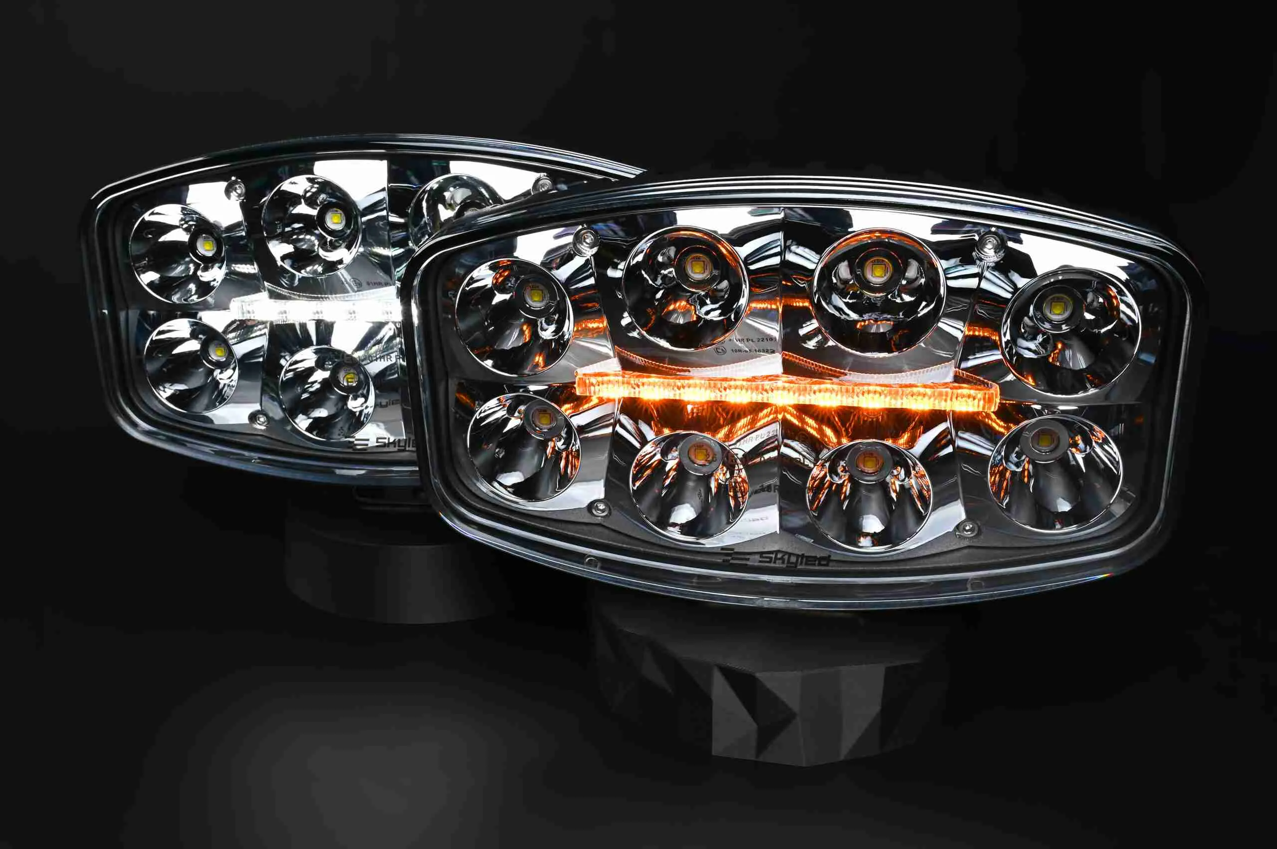 SKYLED Jumbo Octan POTPUNO LED VOŽNJE SVJETLO - cover