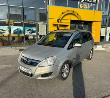 Opel Zafira Enjoy 1,6 16V 77kw 7 sjedala - cover