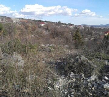 Atraktivno građevinsko zemljište, Imotski 1000m2 - cover