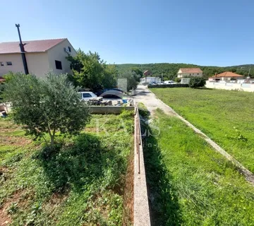 GRAĐEVINSKO ZEMLJIŠTE, PRODAJA, ŠIBENIK, DUBRAVA, 936 m2 - cover