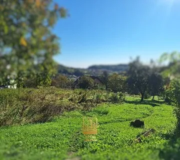 Zagreb, Vrapče, građ. zemljište 4100 m2 za izgradnju višestamb. zgrada