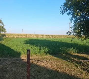 Građevinsko zemljište 600 m2 - Gornja Lomnica - Gornja Lomnica, Velika Gorica