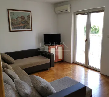 Stan Malinska Krk, 62 m2+75 m2 vrt+parking - Bogovići, Malinska-Dubašnica