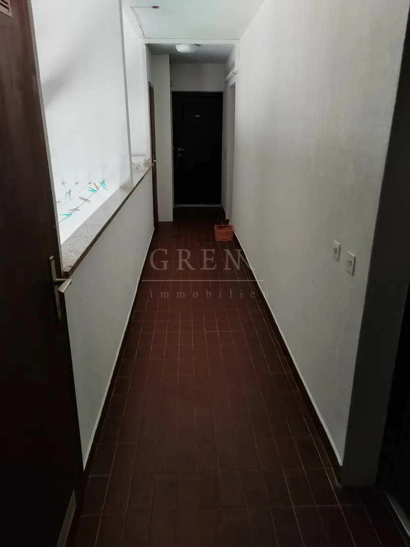 APARTMAN U ČERVAR PORTU - cover