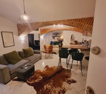 Stan Zagreb centar, 29 m2, Berislavićeva