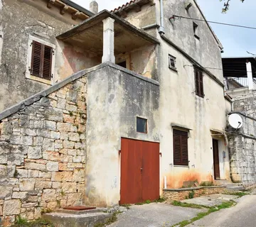 Istarska kamena kuća 15 km. od Poreča - cover
