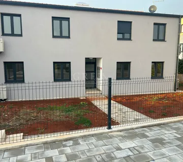 Stanovi u izgradnji 5 km od Poreča sa pogledom na more