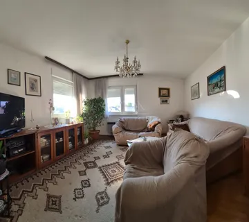 Stan Zagreb Dubrava, 143 m2+garaža+podrum