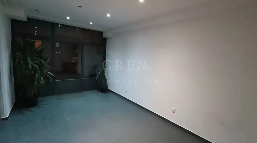 Poslovni prostor 34 m² Okretište Prečko - cover