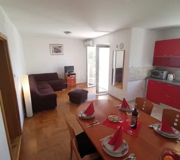 Stan Malinska Krk, 62 m2+parking, balkon - Bogovići, Malinska-Dubašnica