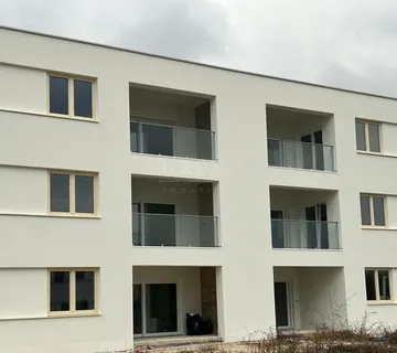 Stan Poreč sa pogledom na more, 500 m od mora , 110 m2, prodaja