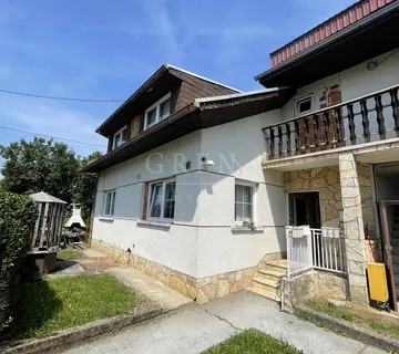2 kuće Sesvete, 300 m2, 462 m2 parcela, PRILIKA - cover