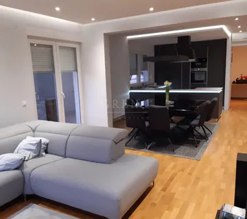 Prekrasno uređen, 4-sobni stan s pogledom, 110m2 NKP - Gornji Bukovac, Zagreb - cover