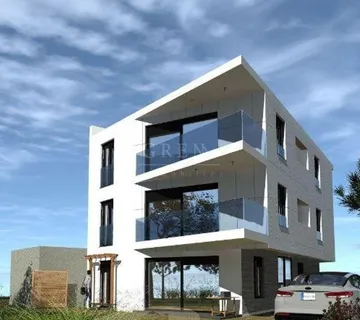 Prekrasan stan na izvrsnoj lokaciji, 300 metara od mora, 89 m2, prodaja - Poreč