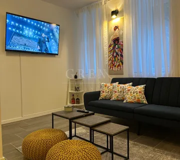 Stan Zagreb Centar, 67 m2+ 5 m2 spremište, trosoban