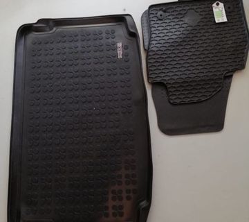 GUMENI PODLOŠCI - cover