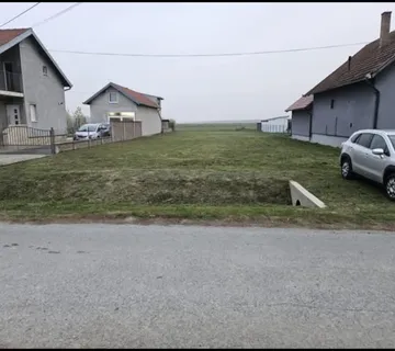 Prodajem plac - cover