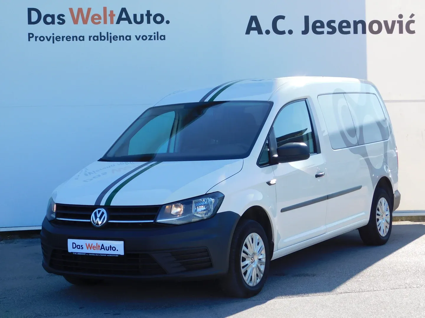 VW Caddy Kombi Maxi Van 2,0 TDI - cover