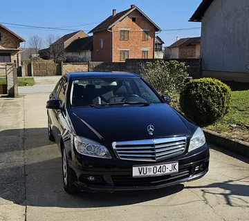 Mercedes C200 2010.g - cover