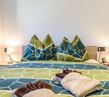 VEŽICA, NAJAM, PREKRASNO PRIZEMLJE S OKUĆNICOM (iznajmljivanje) - cover