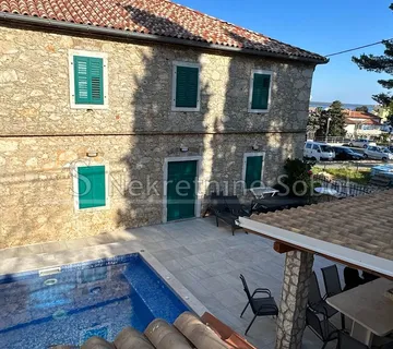 Nerezine, Otok Lošinj - Kuća, 180 m2 Prodaja - cover