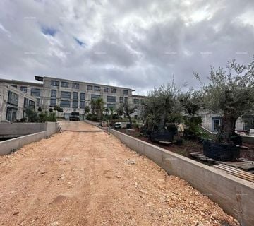 Prodaja poslovnog prostora u novom poslovno - stambenom projektu, Pore - cover
