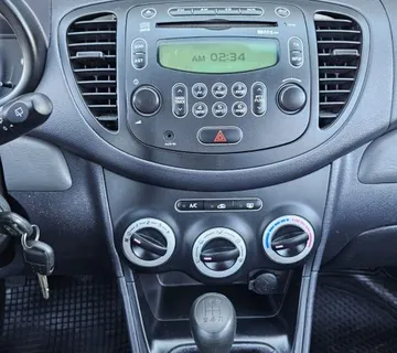 Hyundai i10 1,2 2009.g. 160000km - cover