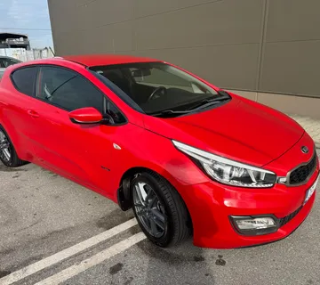 Kia Pro Ceed 1.6 CRDi, 2014g, 150000km, HR auto, servisna, reg 11/2026 - cover