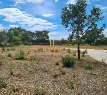 Istra , Peroj , suma 489m2 - cover