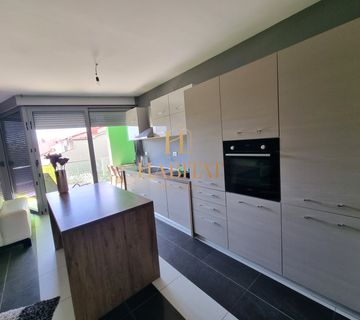 Istra , Luxuzan stan 77m2 , Zamabratija , 2SS+DB, parking - cover