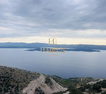 Dalmacija , Otok Brač , Vidova Gora , parcela 4.657m2 , otvoren pogled na more - cover